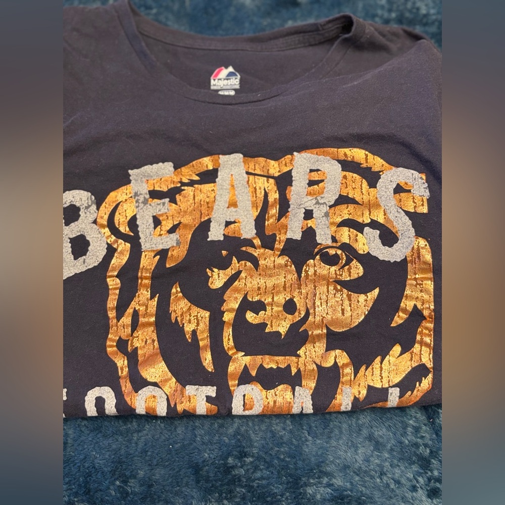 Long Sleeve Bears shirt Size M